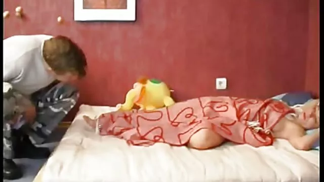 Mandyy Schulze peliculas x peludas