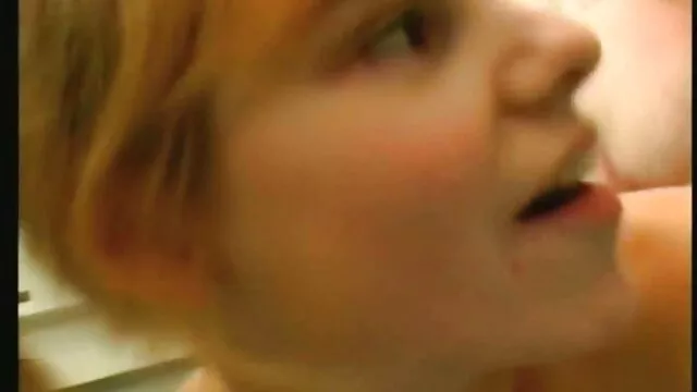 Twistys - Yurizan protagonizada peliculas x maduras por Lusty And Busty