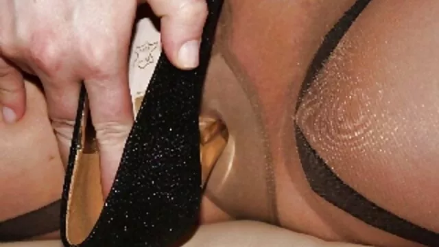 La nena peliculas x viejas de ébano Bella Bugatti rebota en una polla dura