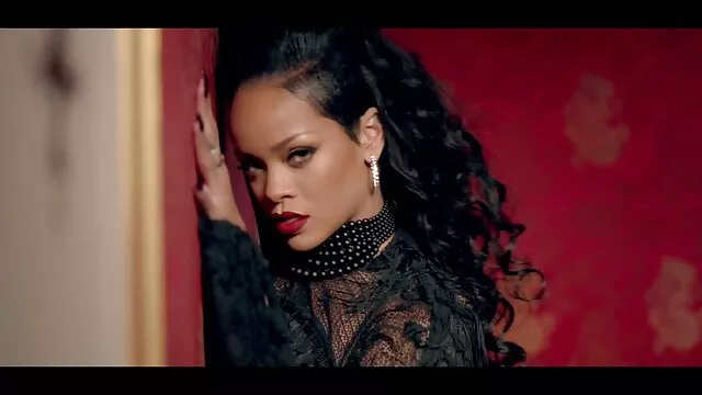 Charlotte LHERMITE FAIT SON saga triple x SM